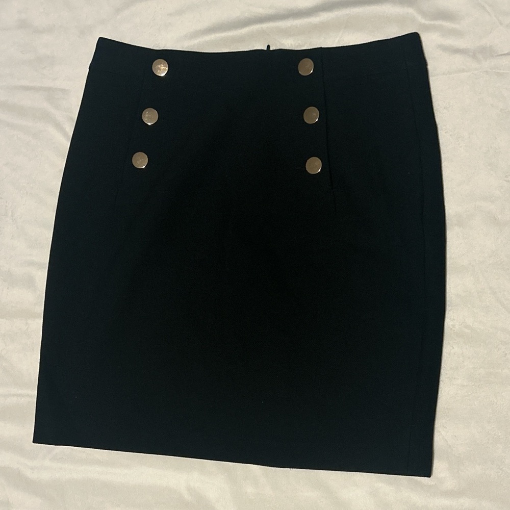 H&M Black Buttoned Women's Skirt